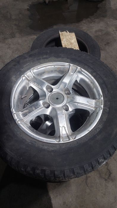 Продам диски с резиной