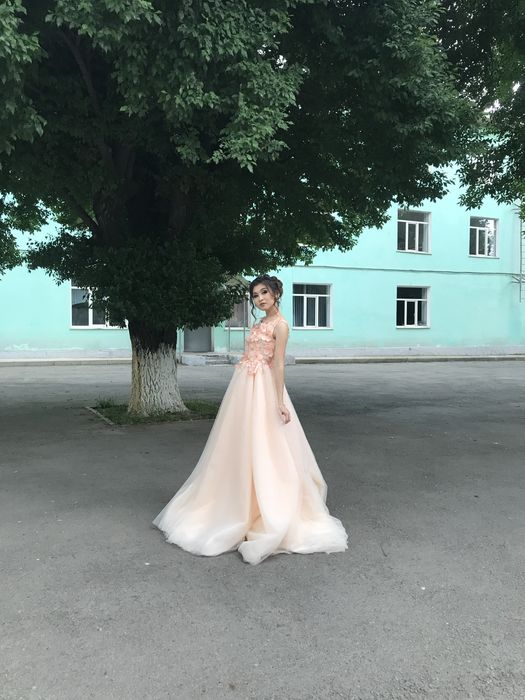 Вечернее платье