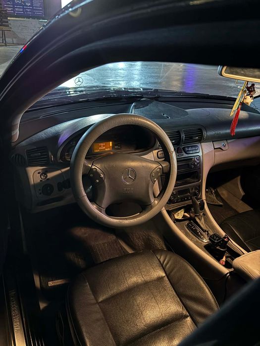 Mercedes Benz C220 CDI W203