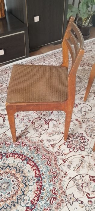 Продам 3 стула в хорошем состоянии