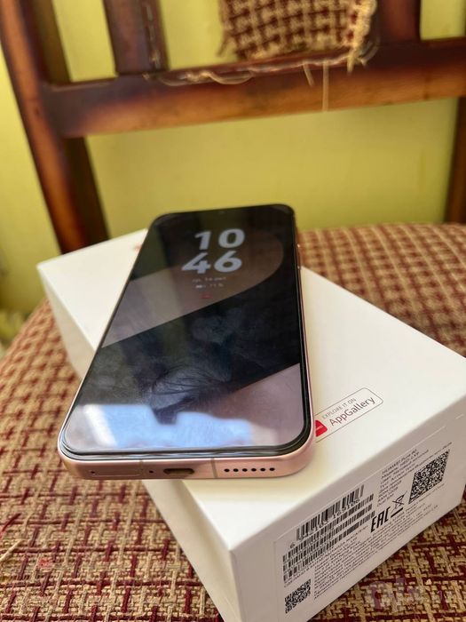 Huawei pura 80  holati ideal 20 kun boldi pul zaril