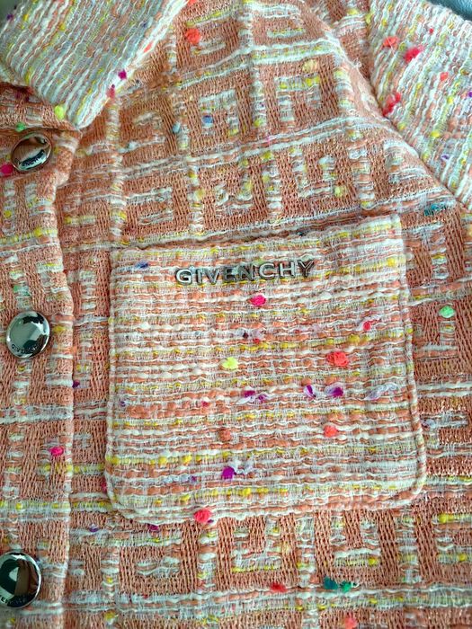 Оригинално GIVENCHY яке тип риза 4г
