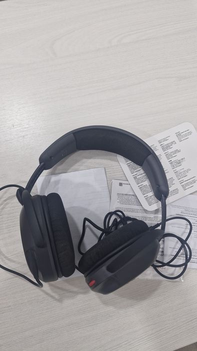 Продам наушники Hyper x