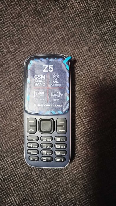 НОВ Телефон GSM с копчета