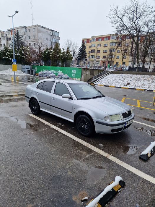 Vând Skoda Tour cu GPL