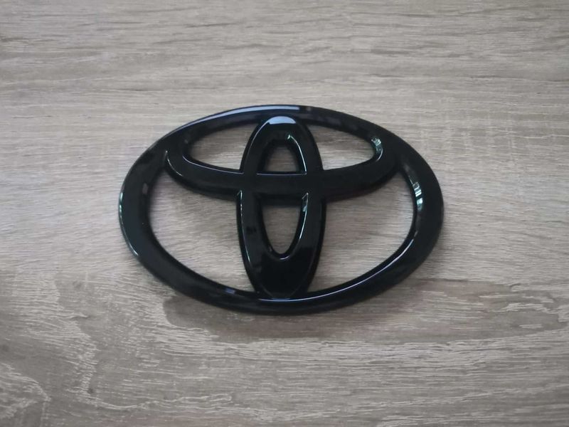 черна емблема за Toyota 10 cm