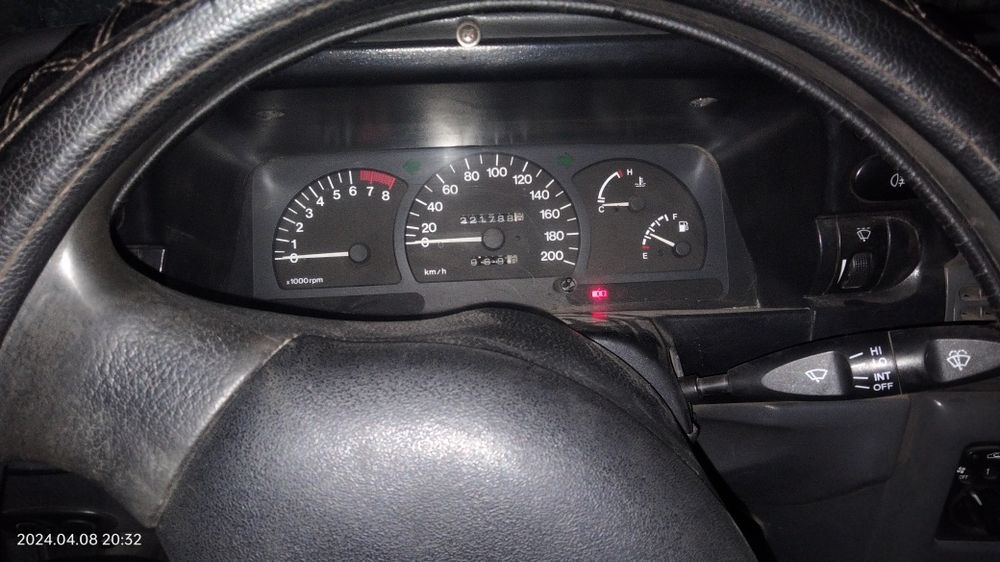 Продам нексия 1 2005 г