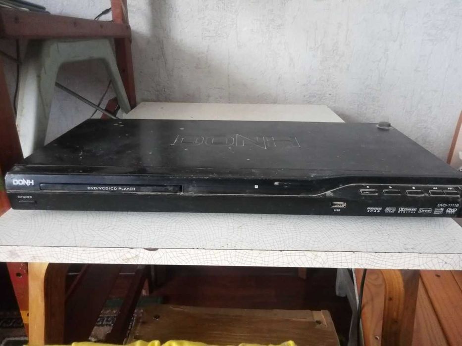 Продаю нерабочие DVD плееры