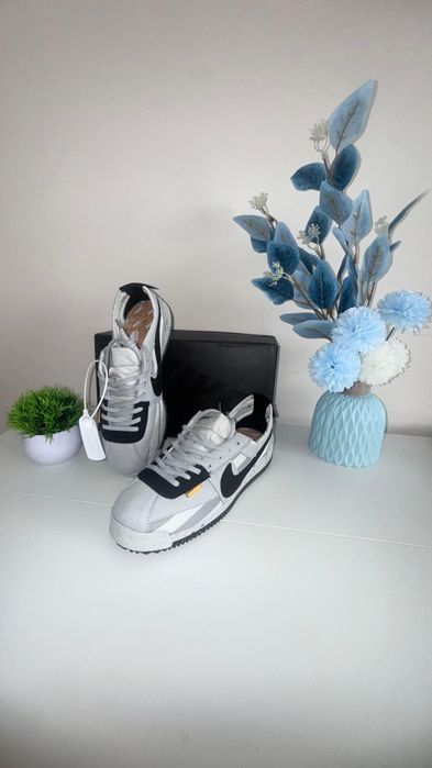 Кроссовки в LUX качестве