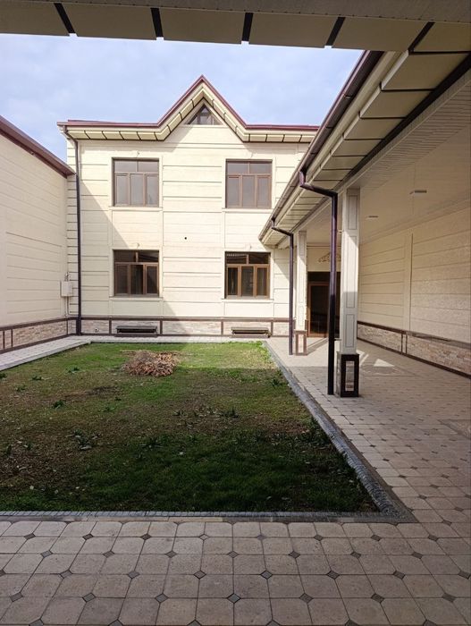 Юнусободда СамПИ институтини атрофида 5,15 сотх 3 ЭТАЖ 5 хона ЕВРО УЙ