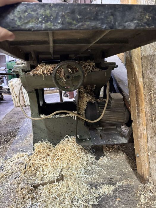 Абрихт/ индустриален