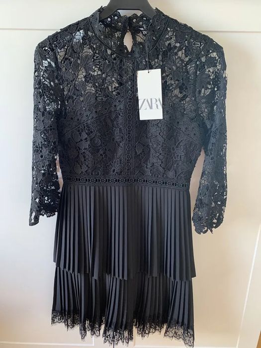 Нова рокля с дантела Zara