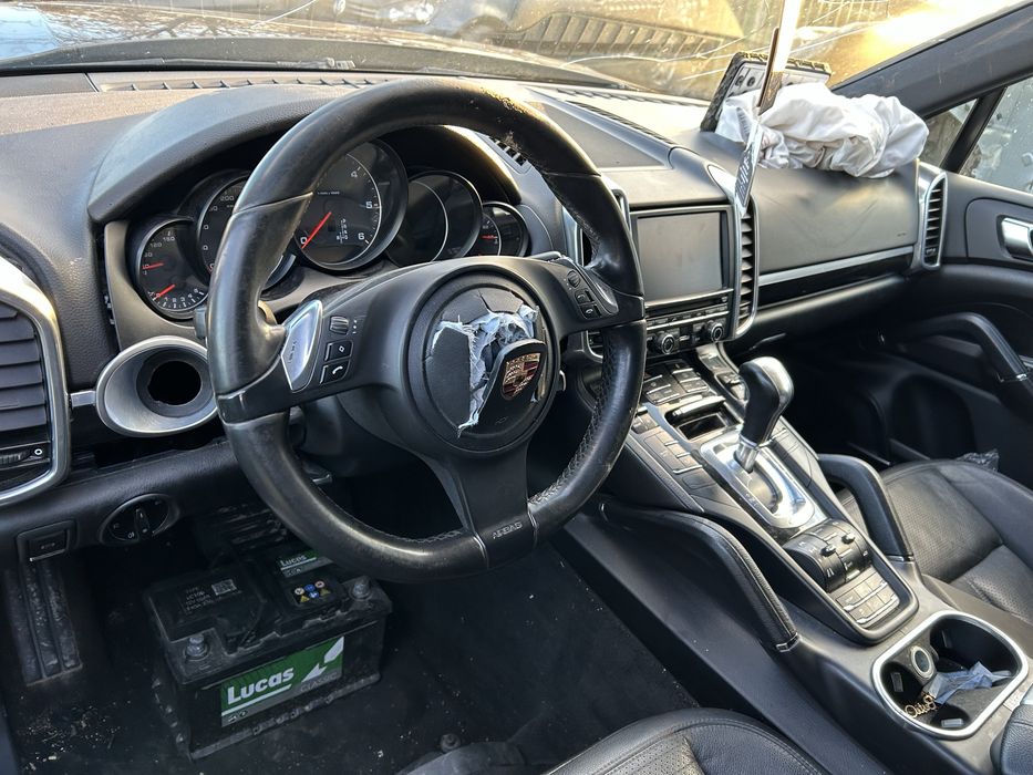 Capac Cotieră piele neagră Porsche Cayenne 2012