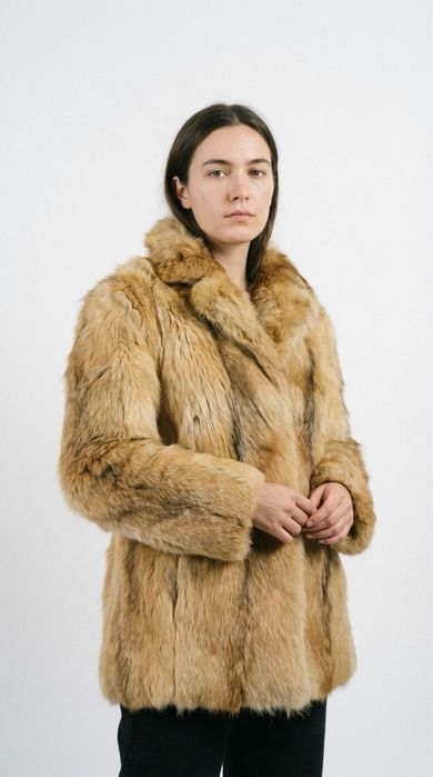 Blana naturala ,fara urme de folosinta…extaordinar de frumoasa!