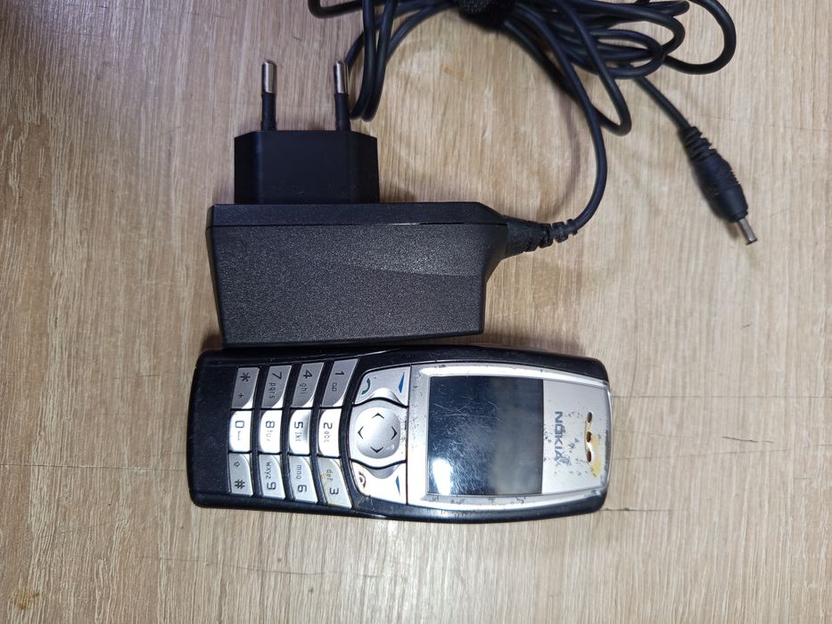 Телефон "Nokia"6610