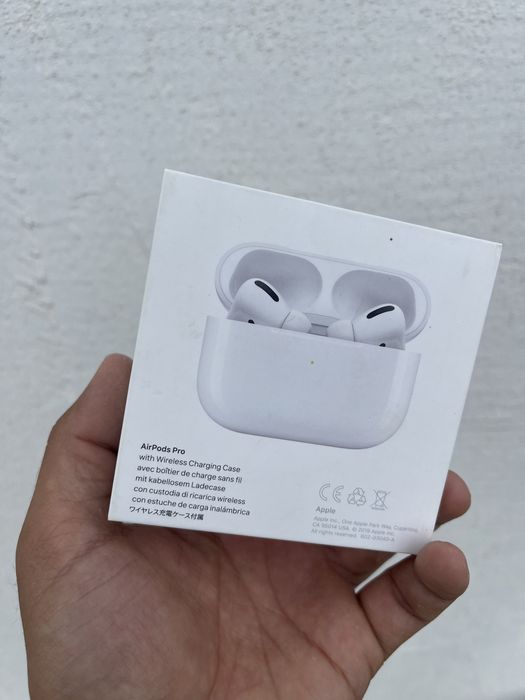 Продам коробки 2 шт от Airpods PRO