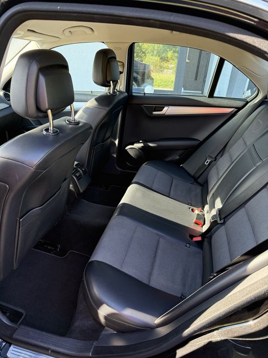 Mercedes Benz C-class C250 4matic AMG