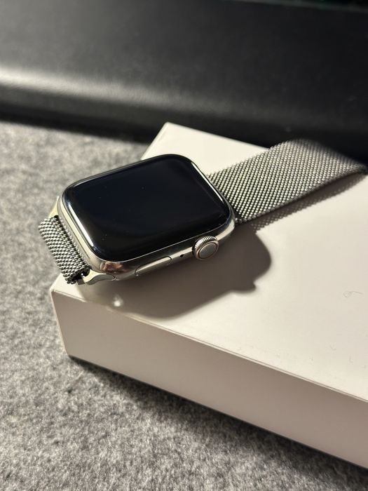 Apple watch series 7 Stainless Steel 45 mm, safir