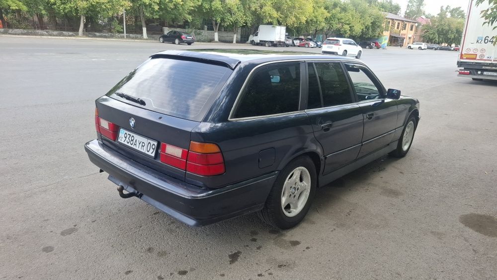 Продаю 520  BMW E34