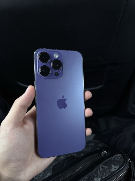 Продам Iphone 14 pro max