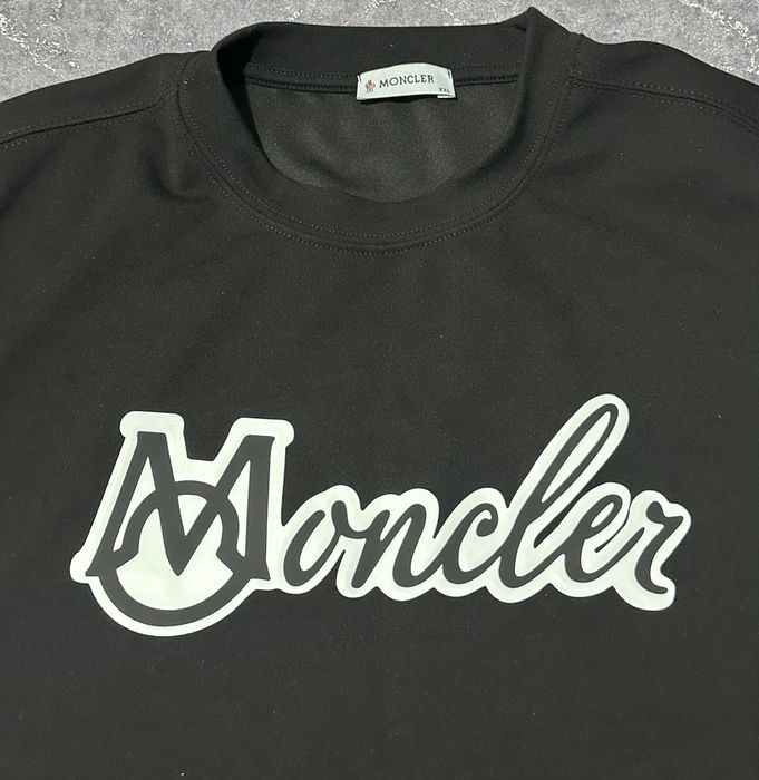 Продавам чисто нови тениски