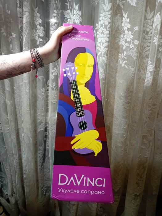 Продаю укулеле сопрано
