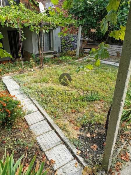 оф.11421 Топ Инвестиция / Къща Брестовица