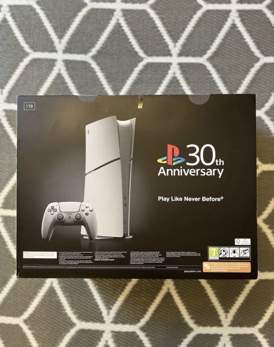 PlayStation 5 Slim 30th Anniversary Limited Edition Bundle