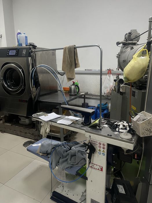 Продаю действующую химчистку