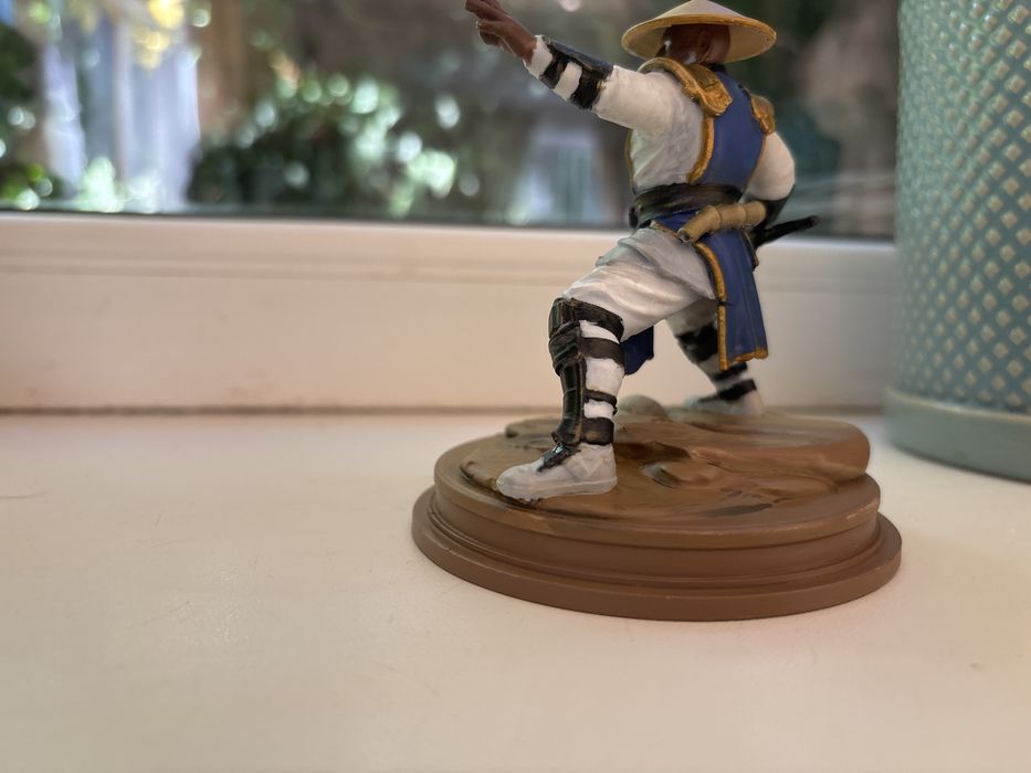 Figurina Raiden Mortal Combat