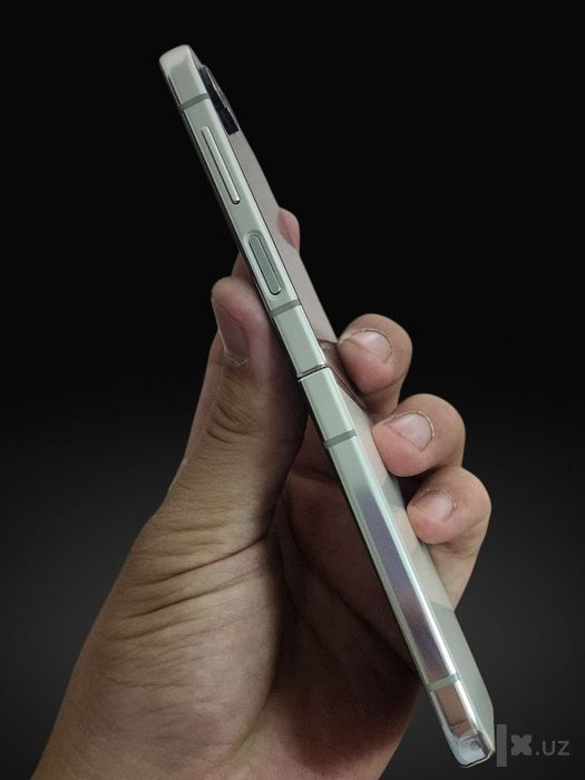 Samsung Z flip 5  5G  Argnal