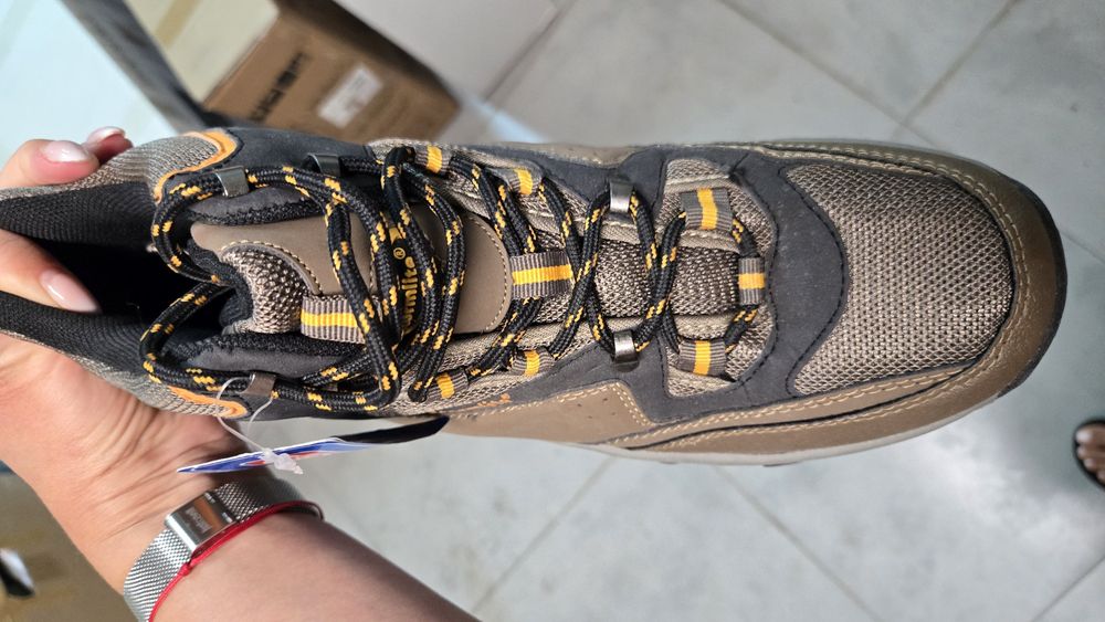 Планински обувки-размер 41,42,43,45