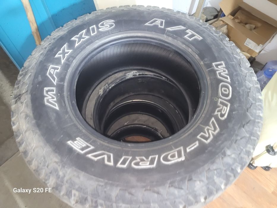 Продам летнюю резину