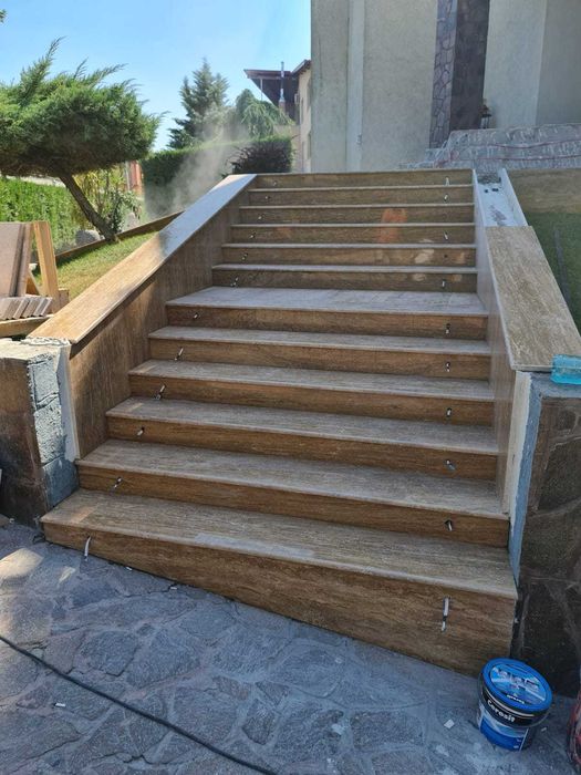 Travertin            noche