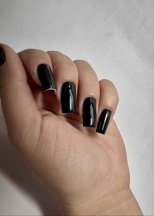 Manichiura cu gel salon podgoria
