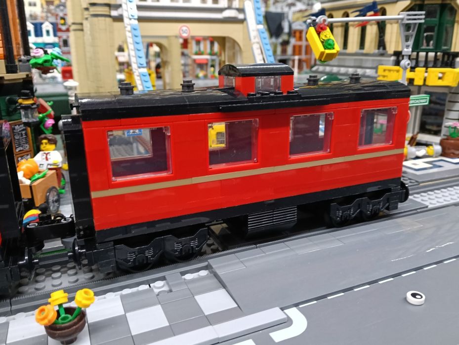 Lego  Trenul Hogwarts Express