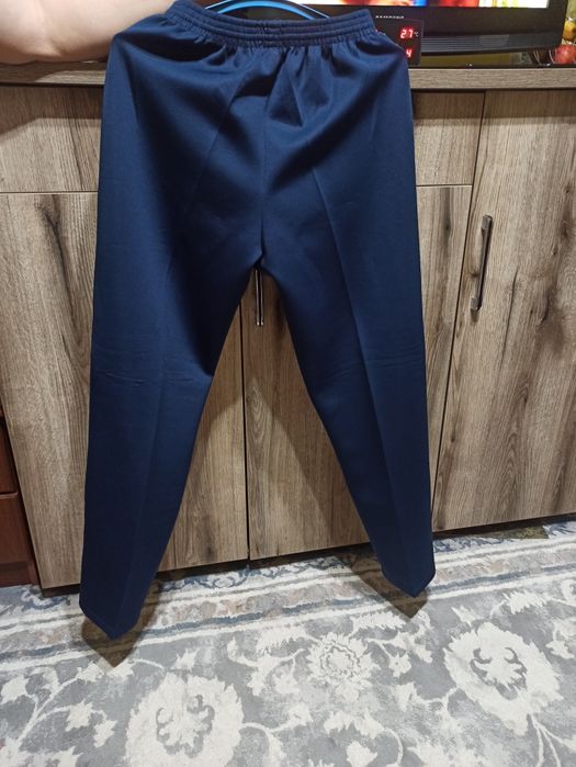 Мужской  новый двусторонний спортивный костюм Billcee