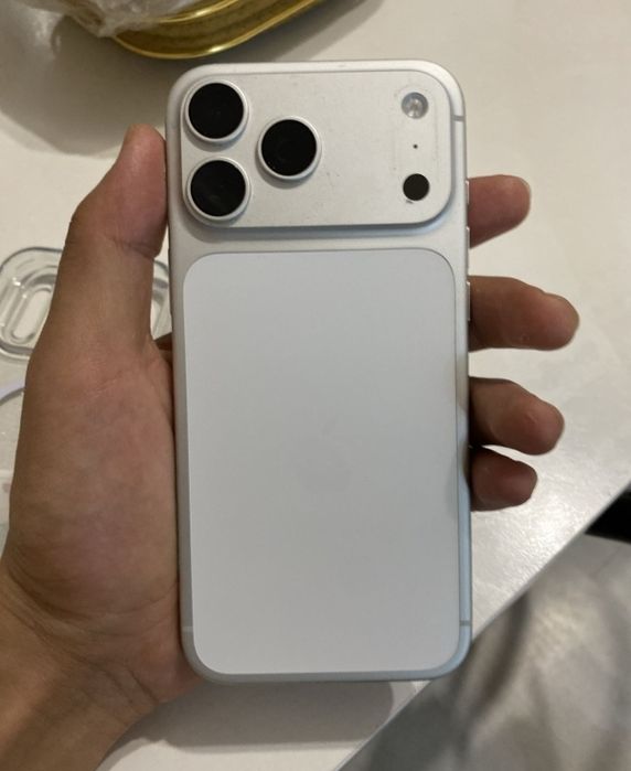 Айфон 17 Про макс