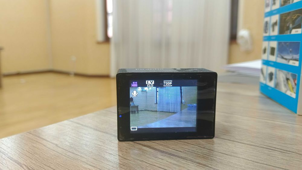 мини камера, снимает даже под водой