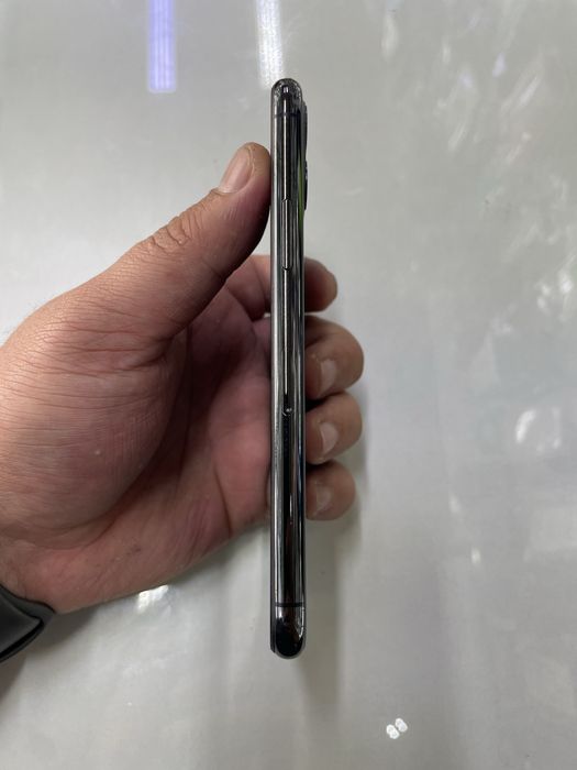iphone 11 PRO (64ГБ) в идевльном состояний