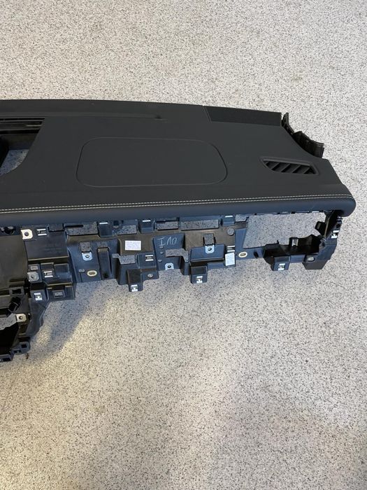 Plansa bord porsche macan 2021