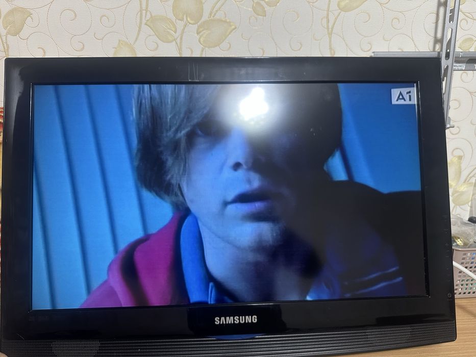 Продам телевизор Samsung