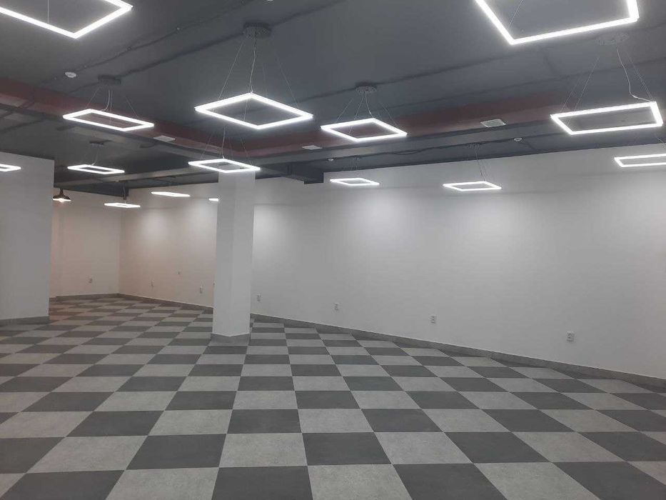 Сдается помещения (цоколь) пол магазин-бутик авиакасса кофейня офис