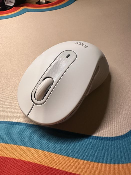 Мишка Logitech M650 бяла