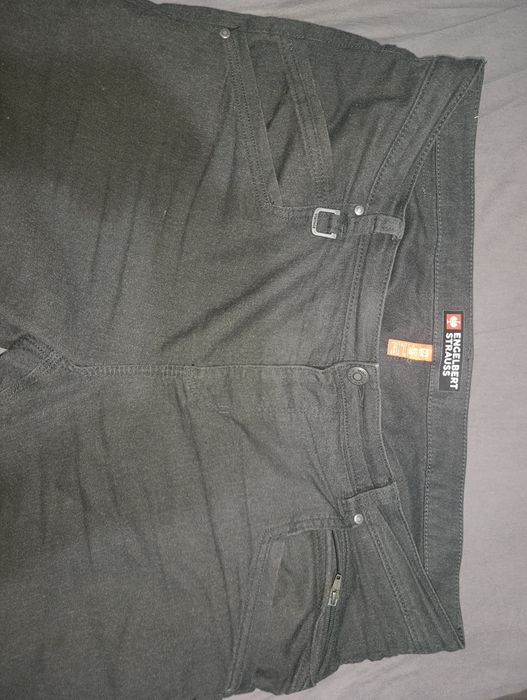 pantaloni marimea 60 engelbert strauss si salewa