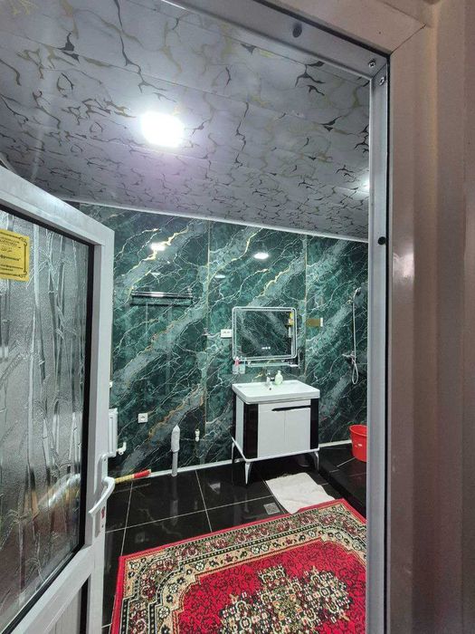 Barcha qulayliklarga ega Hovli sotiladi