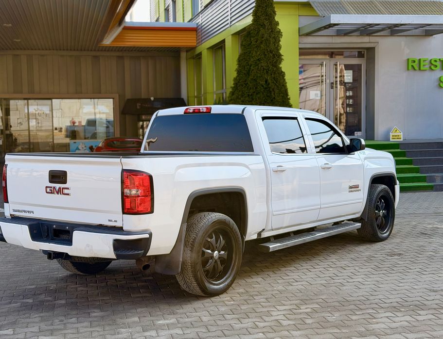 GMC Sierra V8  5.3 L Kodiak 4x4 Autoutilitara an 2016