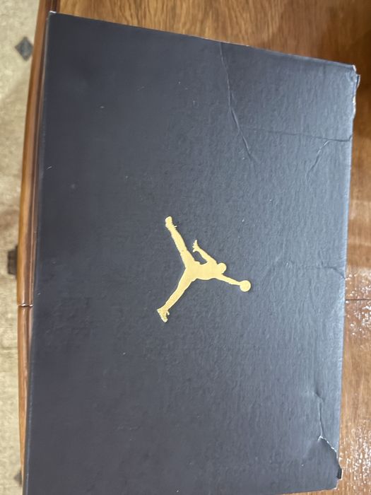 Vând urgent Air Jordan 1 sneakers low 40/7