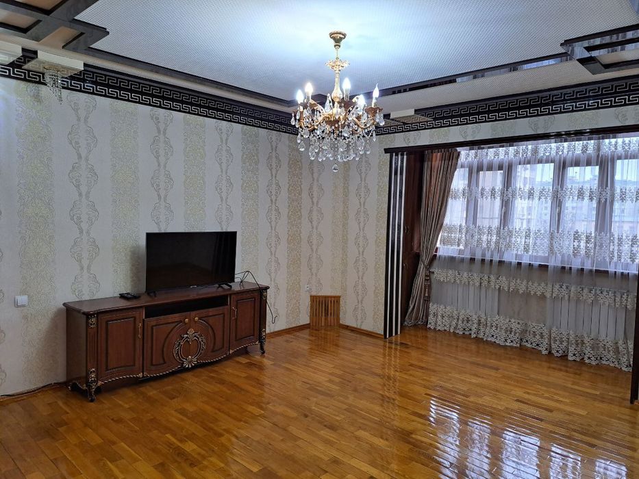 Паркентский  5 ком квартира аренда