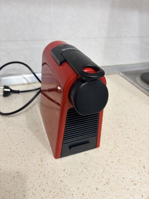 Продам кофемашину Nespresso